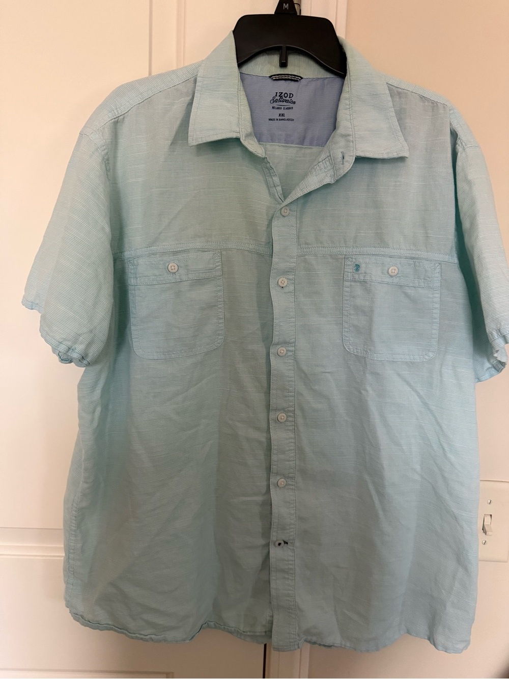 Izod Men’s Light Aqua Short-Sleeve Button-Down Shirt